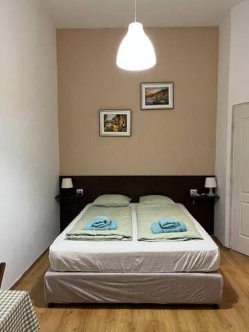 A13 Parliament Sunflower Cozy Apartment Boedapest Buitenkant foto